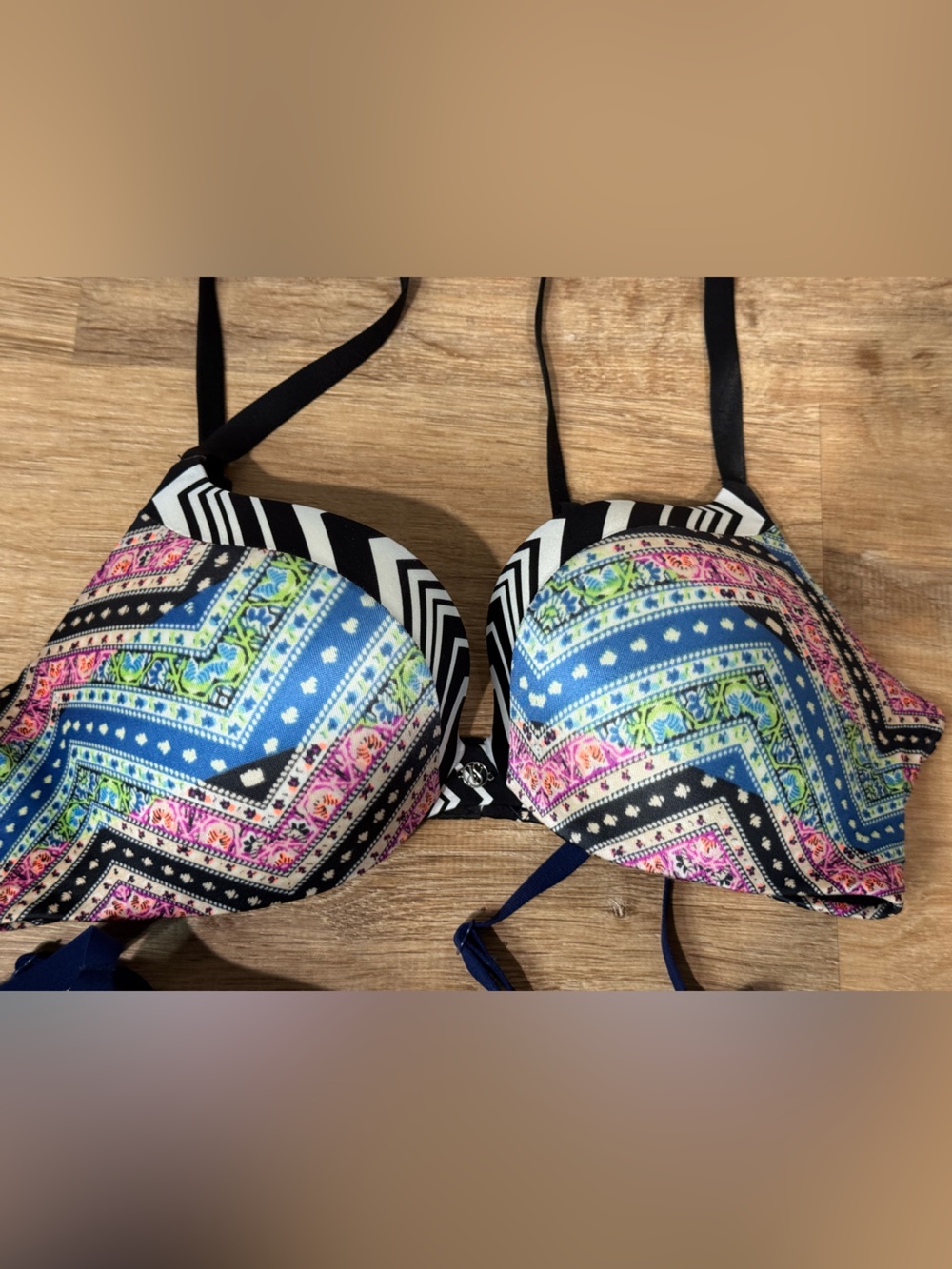 Victoria’s Secret Assorted Colors and Prints Padded Push-Up Bras Size 34B 5/$40 - Picture 6 of 12